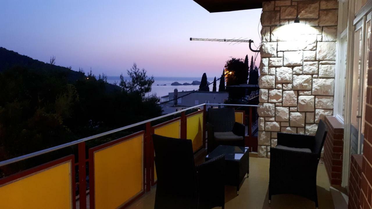 Best4You Apartment - Sea View - 70 M2 - 2 Bedrooms Dubrovnik Exteriör bild